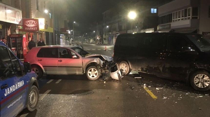 &rsquo;dur&rsquo; İhtarına Uymayan Uyuşturucu Tacirleri Kaza Yaptı