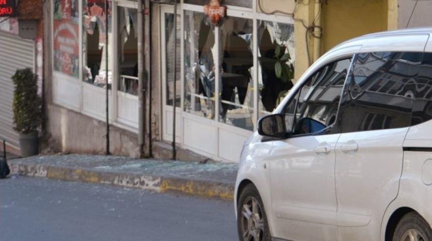 Gaziosmanpaşa&rsquo;da Kahvehaneye Silahlı Saldırı