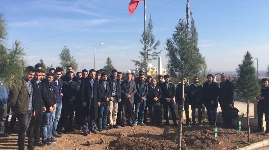 Harran &Uuml;niversitesi İlahiyat Fak&uuml;ltesi &Ouml;ğrencilerinden Anlamlı Ziyaret