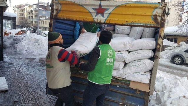 Bitlis’ten Halep Halkına Yardım