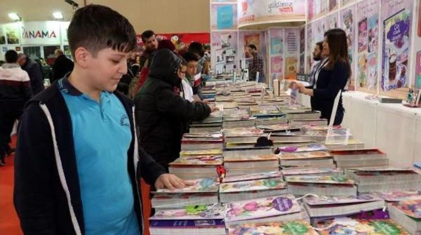 Karadeniz Kitap Fuarı 3'&uuml;nc&uuml; Kez Kapılarını A&ccedil;tı
