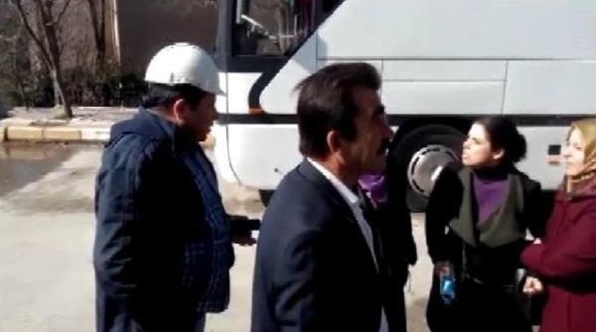 Kadın S&uuml;r&uuml;c&uuml;ye "inşaattan D&uuml;şen Taş" Şoku