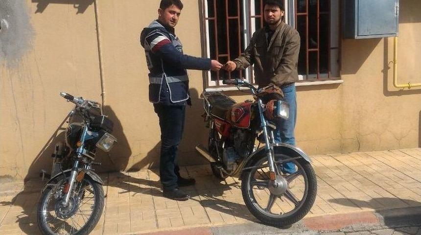 Motosiklet Hırsızları Kamerada