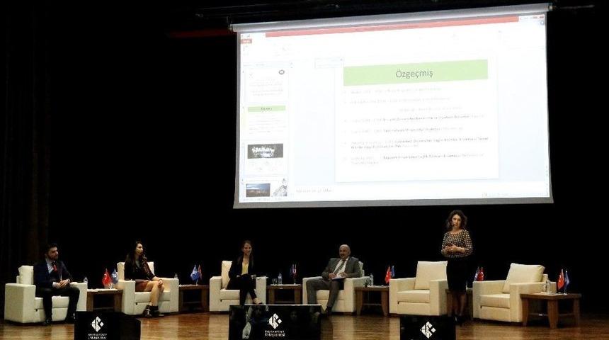 Geleceğin Diyetisyenleri Kariyer G&uuml;nlerinde