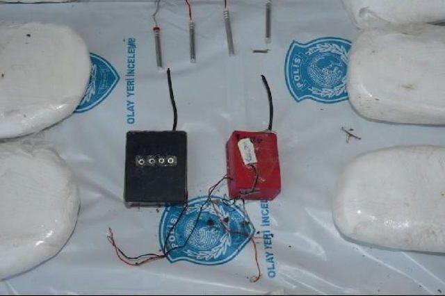 Mersin de 80 Kilo Plastik Patlayıcı Ele Geçirildi 1
