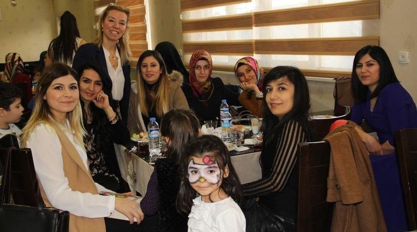 Polis Eşleri Arasında Kaynaşma Etkinliği