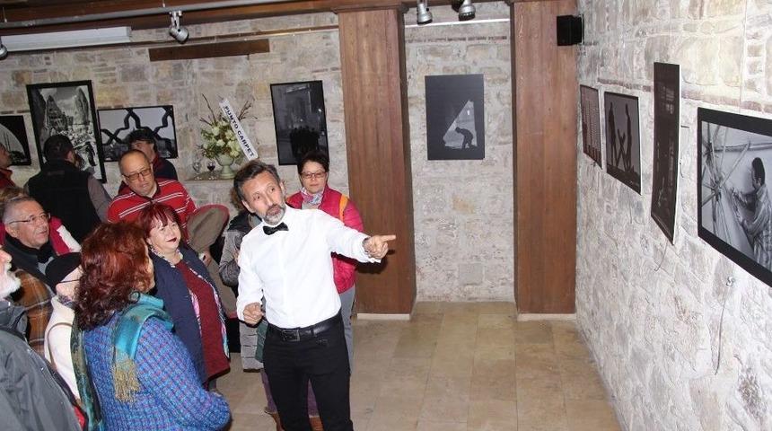 &lsquo;siyah Ya Da Beyaz&rdquo; Fotoğraf Sergisi İbramaki&rsquo;de Ziyarete A&ccedil;ıldı