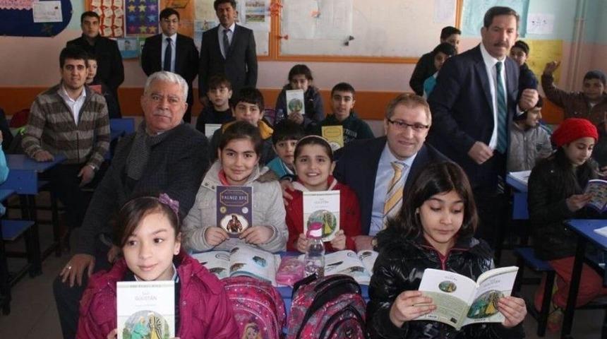 Elazığ&rsquo;da &lsquo;gelişmek İ&ccedil;in Okumalı, Değişmek İ&ccedil;in Anlamalı&rsquo; Projesi