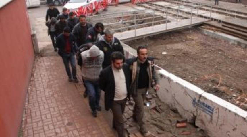 Sosyal Medyadan Ter&ouml;r Propagandası Yapan 6 Kişi Tutuklandı