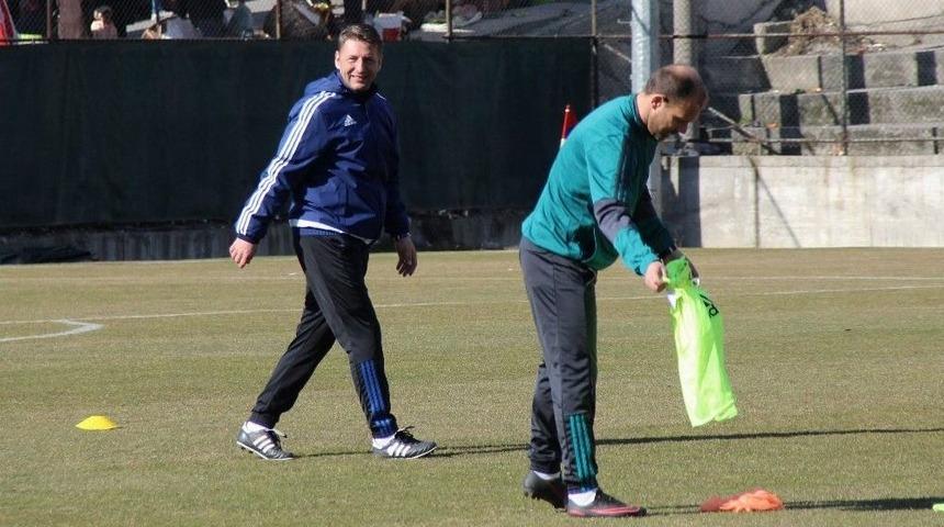 Zoran Barisic, İlk İdmanına &Ccedil;ıktı