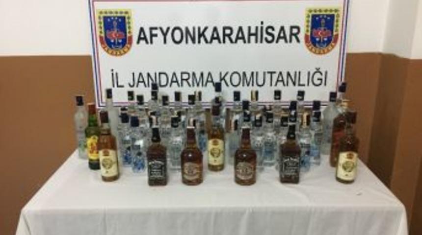 Jandarma Sahte İ&ccedil;ki Ve Ruhsatsız Tabanca Ele Ge&ccedil;irdi