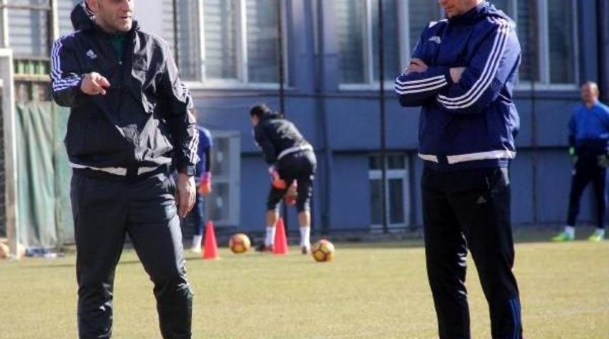 Kardemir Karab&uuml;kspor, Barisic Ile Ilk Antrenmana &Ccedil;ıktı