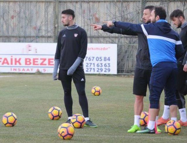 B&uuml;lent Uygun: Ligde Kalma Hayalimiz I&ccedil;in 3 Puan Alacağız 3