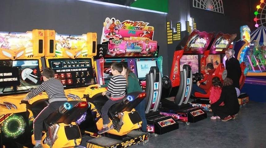 Highway Outlet&rsquo;de &Ccedil;ocuklar İ&ccedil;in Dev Eğlence Merkezi A&ccedil;ıldı