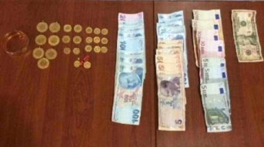 Yaşlı Kadını Dolandıran 2 Kişi Tutuklandı