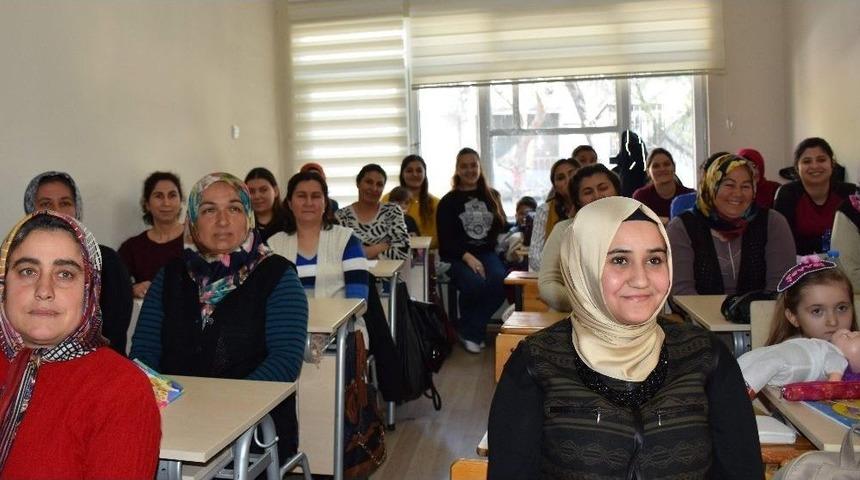 Kaymakam Arabacı, K&uuml;lt&uuml;r Ve Sanat Evini Ziyaret Etti