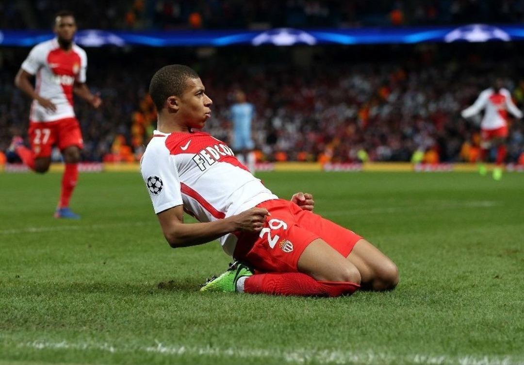 Şampiyonlar Ligi&rsquo;nde Goll&uuml; Gece