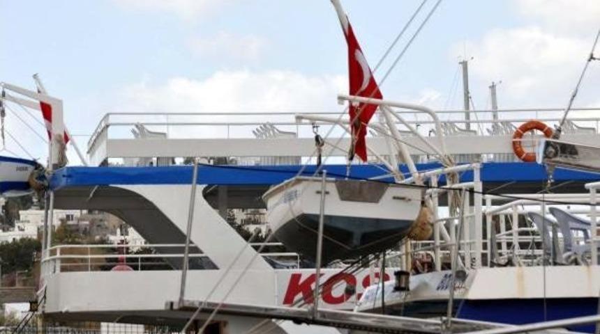 G&ouml;kbel: Vize Kararı T&uuml;rkleri Değil Yunanlıları Mağdur Eder