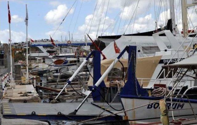 G&ouml;kbel: Vize Kararı T&uuml;rkleri Değil Yunanlıları Mağdur Eder 1