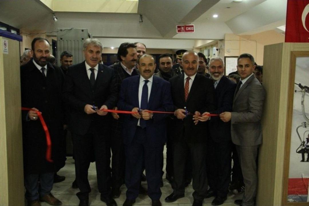 Kurtuluş Etkinliklerinde T&uuml;rk&uuml; Dolu Saatler