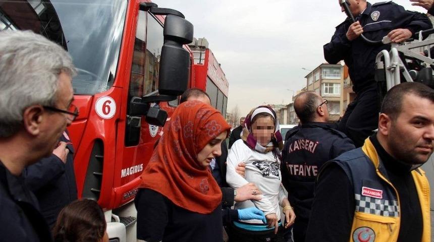 İntihar Etmek İsteyen Gen&ccedil; Kızı Film Gibi Operasyonla Kurtardılar