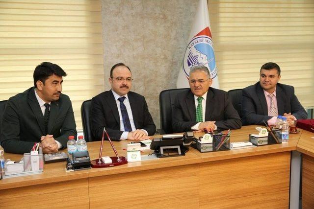 Hizmet-iş Sendikası Y&ouml;netim Kurulu Ve Taşeron Şirket Temsilcileri Melikgazi&rsquo;de 1