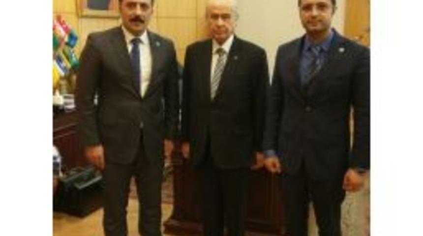 İzmir Sağlık Sen&rsquo;den Bah&ccedil;eli&rsquo;ye Referandum Teşekk&uuml;r&uuml;