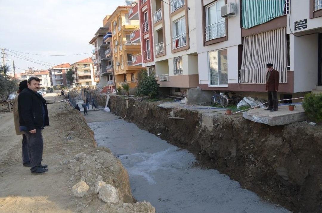 Sel&ccedil;uk&rsquo;ta, Dere Islahına Vatandaştan Tepki