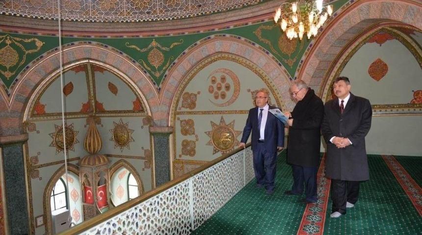 Hıdırlık Ve Yeşil Camiye Hayran Kaldı