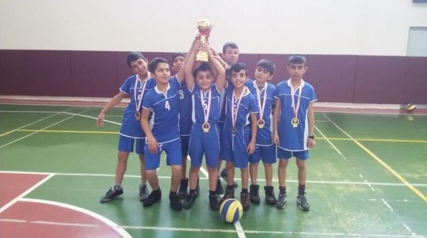 Vartolu &Ouml;ğrencilerden B&uuml;y&uuml;k Başarı