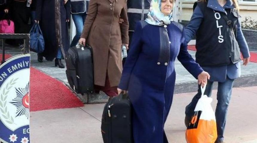 Bylock'cu &Ouml;ğretmenler Adliyeye Sevk Edildi