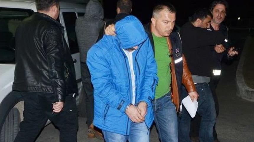 Milas'ta 31 M&uuml;lteci Ile 3 Organizat&ouml;r Yakandı