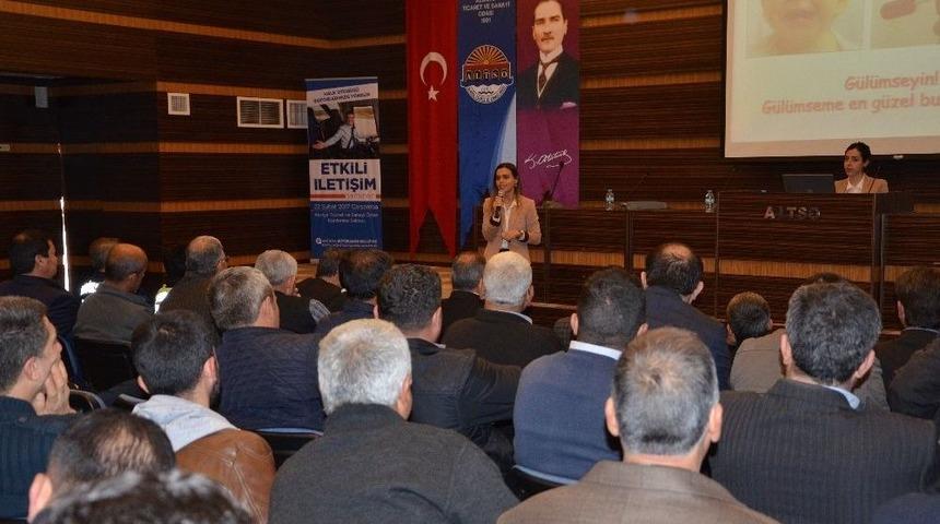 Alanyalı Şof&ouml;rlere Etkili İletişim Semineri