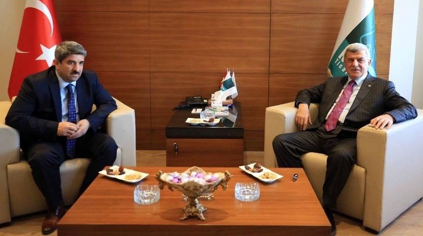 Başkan Karaosmanoğlu&rsquo;dan Koto&rsquo;ya Ziyaret