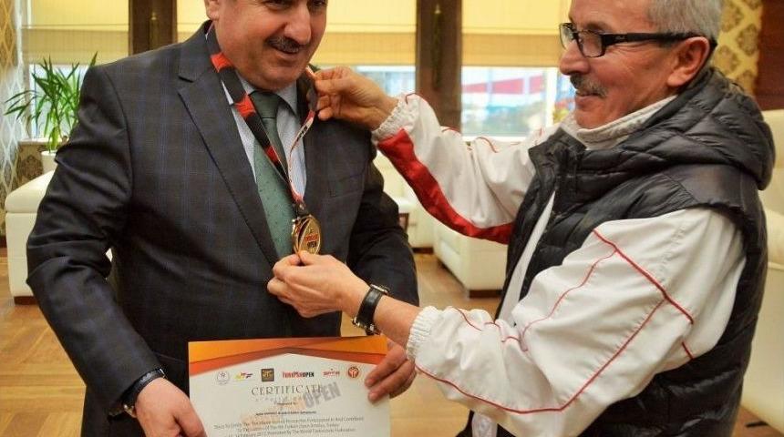 Başkan Baran, Şampiyonları Ağırladı