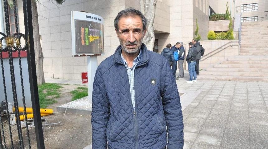 Kızını On Yerinden Eşini Boğazından Bı&ccedil;aklamış