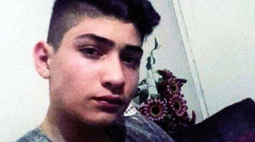 'selfie' &Ccedil;ekerken Akıma Kapılan Berkay Toprağa Verildi