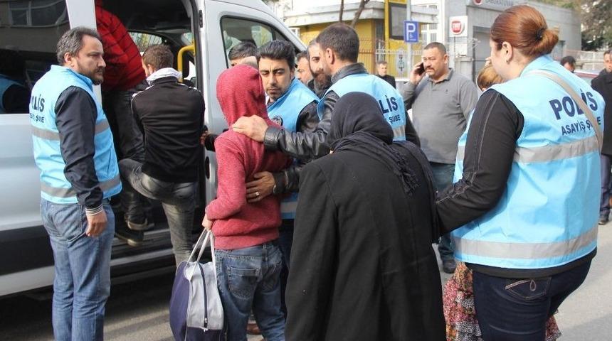 Samsun&rsquo;da Aranan Şahıslara Operasyon: 42 G&ouml;zaltı