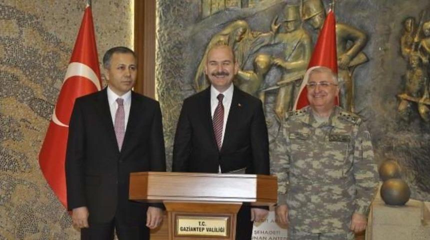 Gaziantep'te, Bakan Soylu Başkanlığında G&uuml;venlik Toplantısı (2)