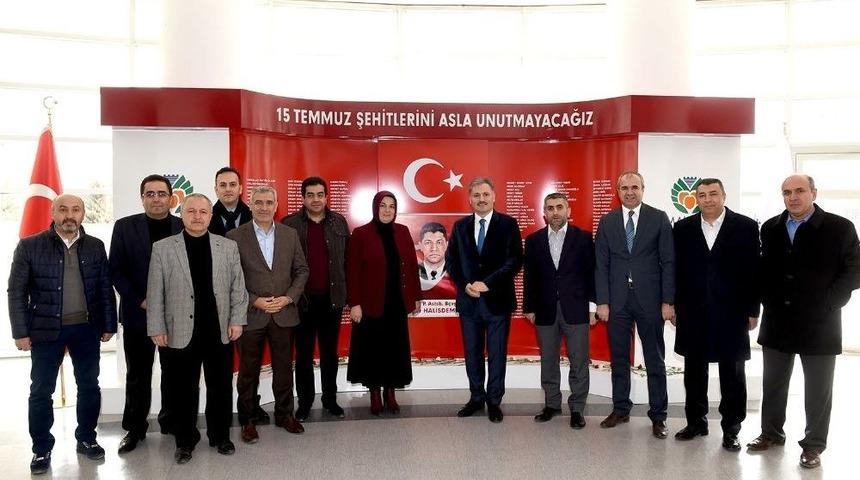 Ak Parti Heyetinden Başkan &Ccedil;akır&rsquo;a Teşekk&uuml;r Ziyareti