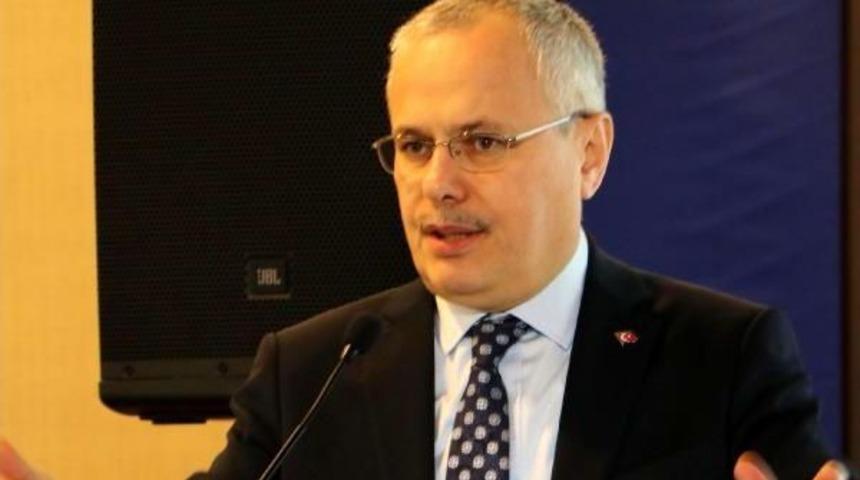 Bakan Yardımcısı Mehmet Ceylan: Kimyasallar Insan Sağlığını B&uuml;y&uuml;k Risk Altına Sokuyor