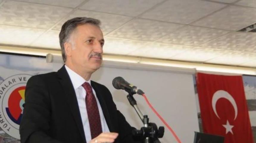 Kalkınma Bakan Yardımcısı Coşkun, Hakkari'de 'milli Seferberlik' Toplantısına Katıldı