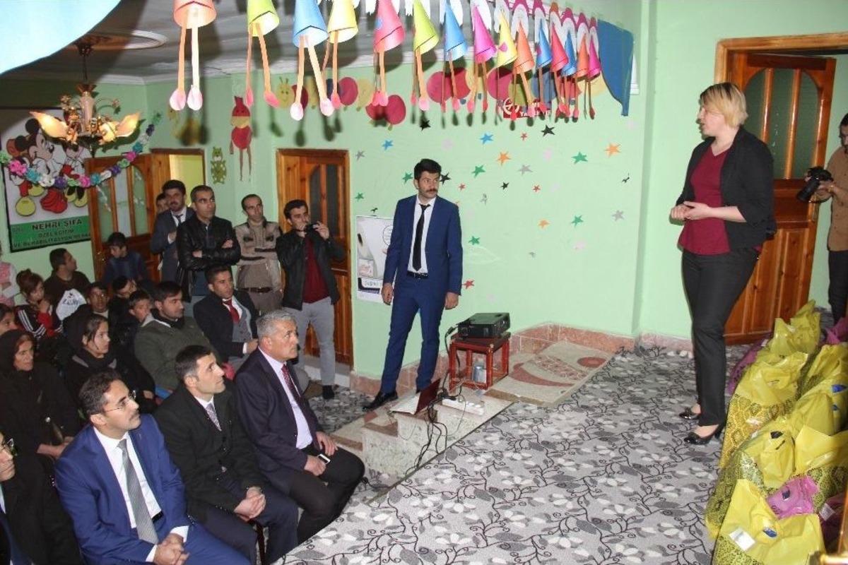 Şemdinli&rsquo;de Engelli &Ouml;ğrencilere Destek