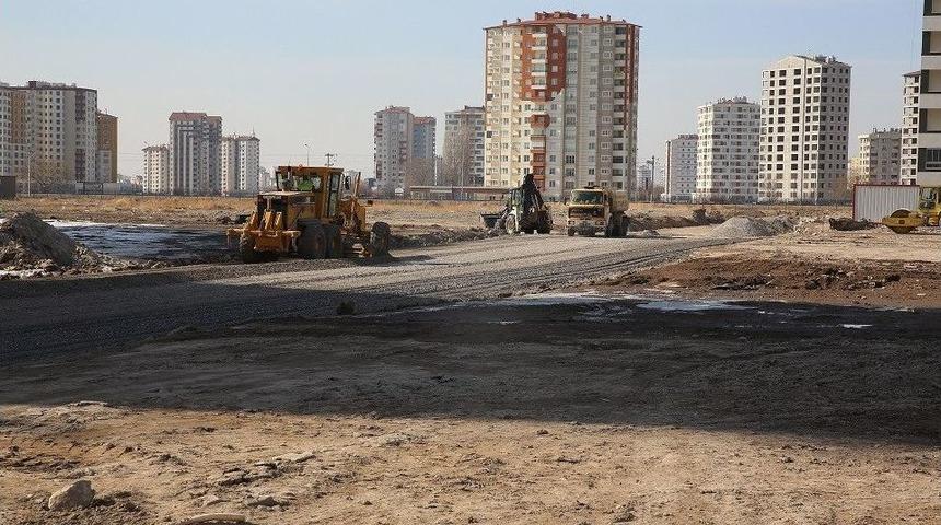 B&uuml;y&uuml;kşehir Eski Hal&rsquo;de Yol A&ccedil;ıyor