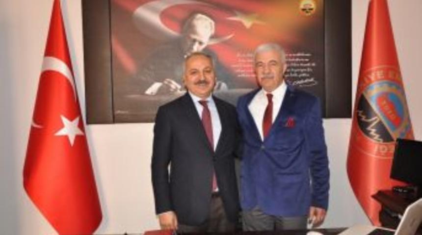 Esob Başkanı Din&ccedil;er, Emekliler Derneğini Ziyaret Etti