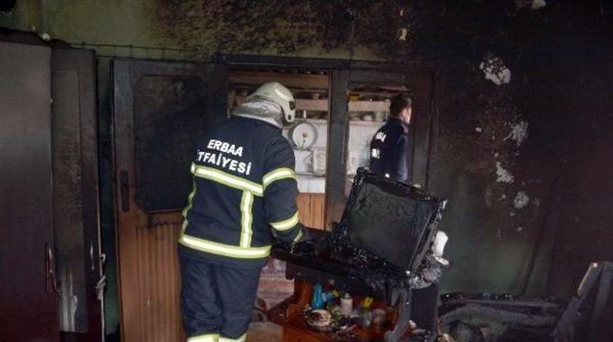 Erbaa'da Tek Odalı Evde Yangın
