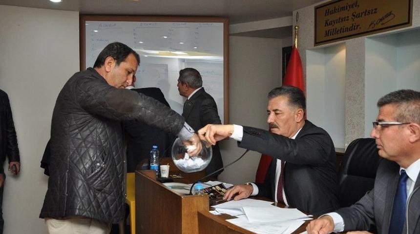 K&ouml;yler Arası Geleneksel Futbol Turnuvası&rsquo;nın Kuraları &Ccedil;ekildi.