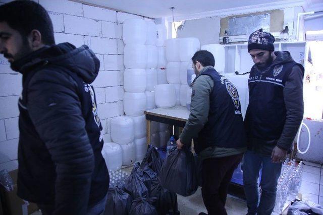 Fatih&rsquo;te Sahte İ&ccedil;ki Operasyonu 2