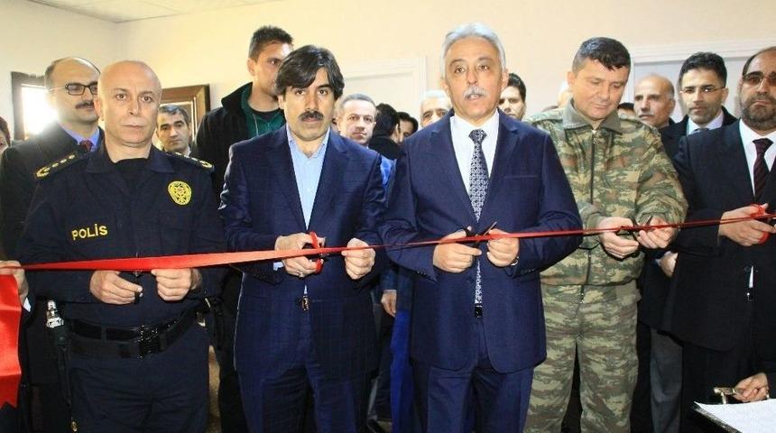 Hakkari’de Semt Kütüphanesi Açılışı