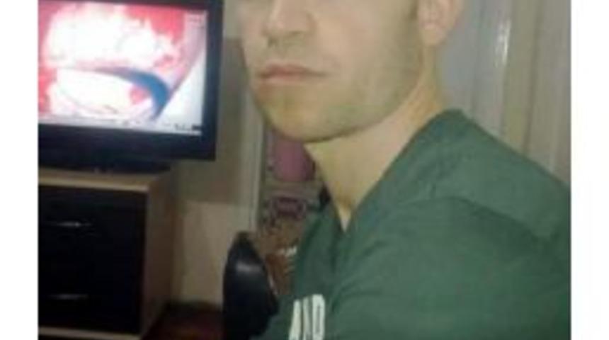 Maden Iş&ccedil;isi Evinin Terasında Intihar Etti